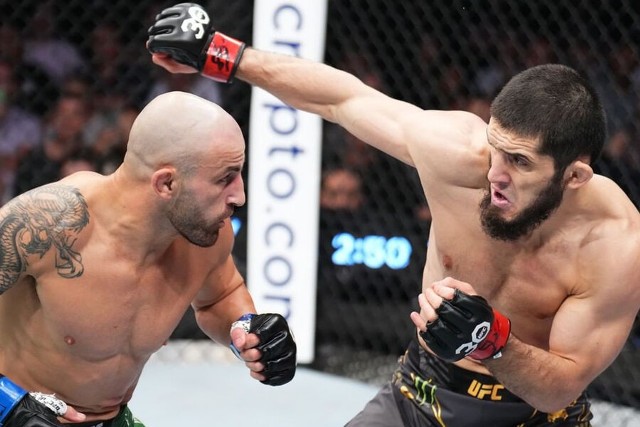 Alex Volkanovski i Islam Machaczew – walka o tytuł mistrza świata UFC wagi lekkiej w Perth wciąż wzbudza kontrowersje
