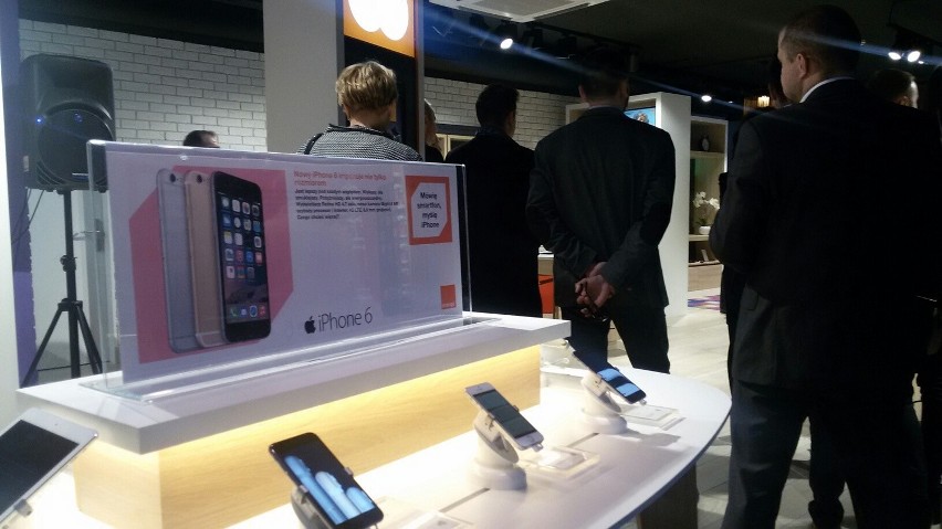 Orange Smart Store