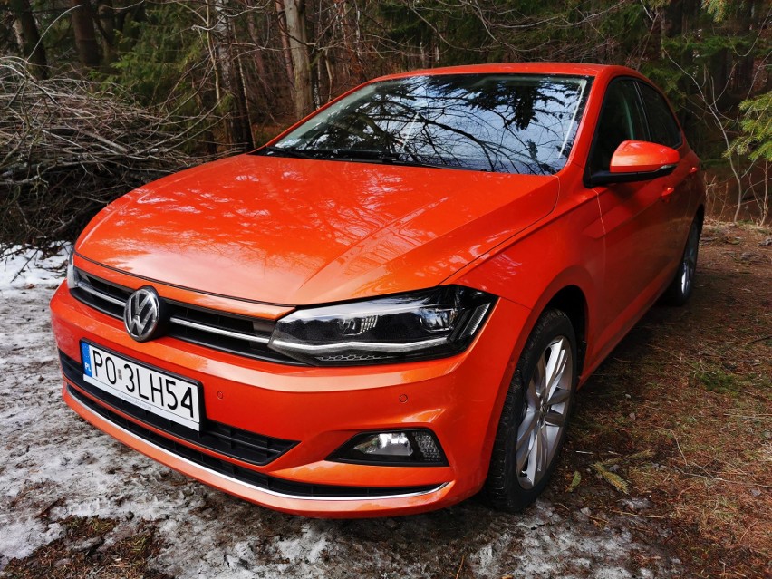 Zasiadając za kierownicą Volkswagena Polo 1.0 TSI (115 KM) w...