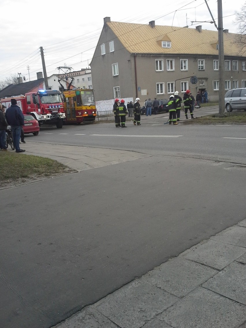 Wypadek w Ozorkowie:Ford kontra tramwaj