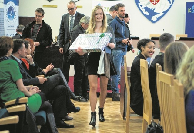 W kategorii, w której wzięli udział uczniowie szkół ponadgimnazjalnych, wygrała Gabriela Ignasiak.