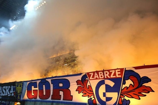 W związku z zachowaniem kibiców gospodarzy podczas meczu Górnik - Cracovia na klub z Zabrza nałożono karę finansową