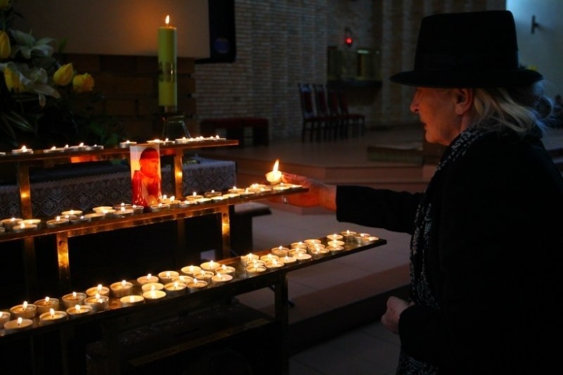 Mszę świętą dziękczynną w Sanktuarium Bożego Miłosierdzia na...