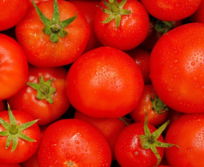 Sok z pomidorów pomoże w walce z kacem