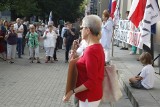 Protest w obronie sądów odbył sie na pl. Dąbrowskiego