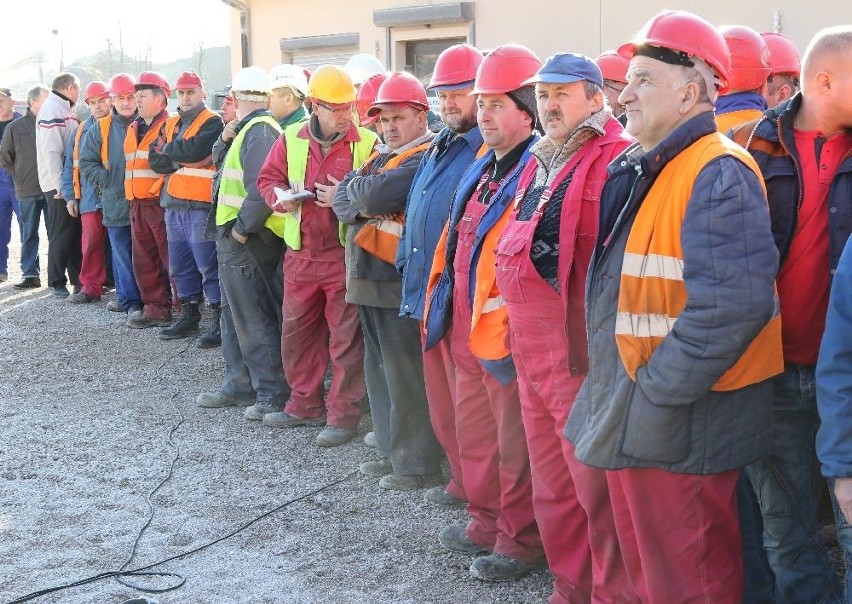 Premier Szydło w kopalni Jaźwica: - Kieleckie Kopalnie Surowców Mineralnych uratowane