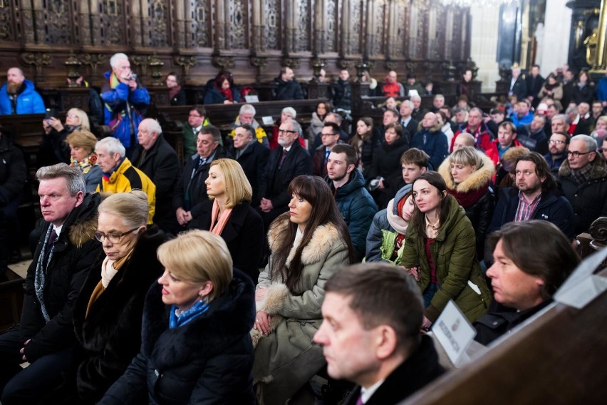 Uczestnicy igrzysk wzięli udział we mszy świętej na Wawelu