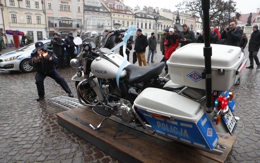 Nowy Harley Davidson dla rzeszowskiej Policji.