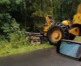 Dachowanie samochodu na trasie z Radomyśla koło Szczecinka