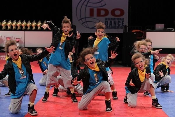 Formacja Kolor Dzieci zdobyła wicemistrzostwo świata w kategorii Hip Hop do lat 11 na Mistrzostwa Świata IDO Hip Hop, Electric Boogie i Break Dance w niemieckim Bochum