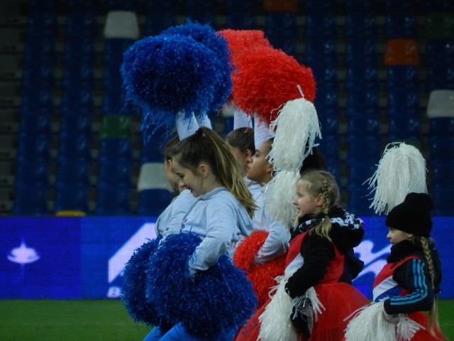 Bielskie cheerleaderki na meczu Podbeskidzie Bielsko-Biała - Lech Poznań