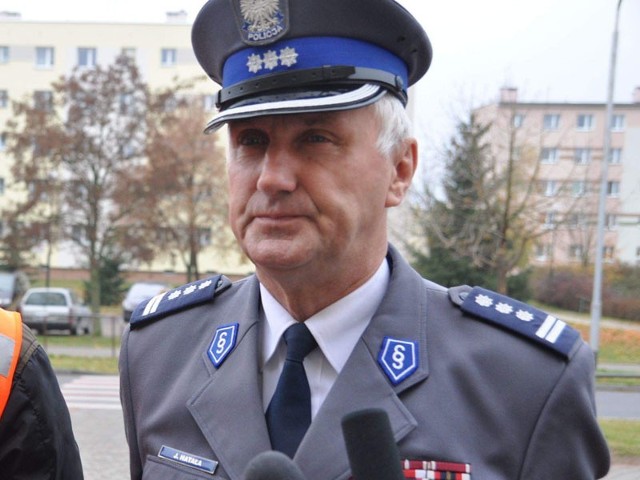 Koniec niecodziennego procesu ochroniarza, który wyrwał legitymację... komendantowi policji, gdy ten zwrócił uwagę na źle zaparkowany samochód. Wyrok niebawem.