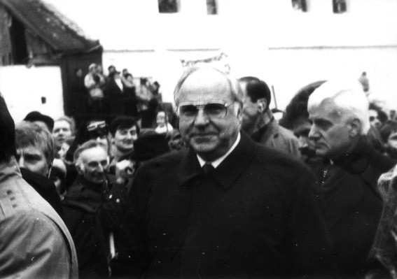 Tadeusz Mazowiecki i Helmut Kohl w Krzyżowej 1989