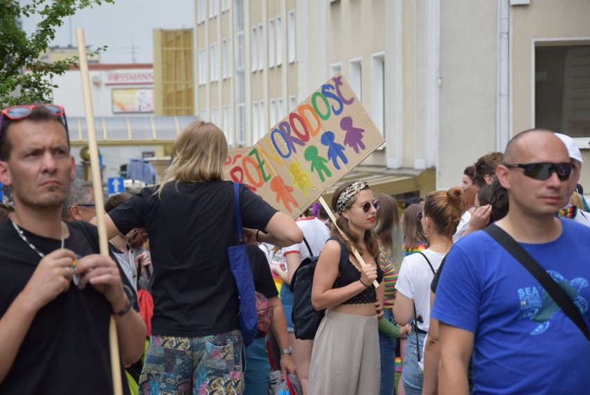 Za nami pierwszy Marsz Równości w Białymstoku. Wzięło w nim...