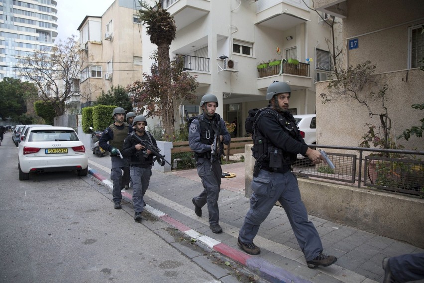 Zamach przed centrum handlowym w Tel Awiwie. Dwie osoby zabite, kilkoro rannych
