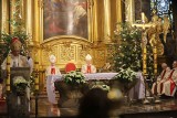 Piękny świąteczny wystrój kościołów w Kielcach. Tak nasze świątynie zostały udekorowane na święta Bożego Narodzenia