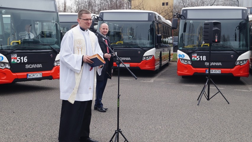 Jastrzębie: Nowe autobusy poświęcone. 1 kwietnia ruszą w...