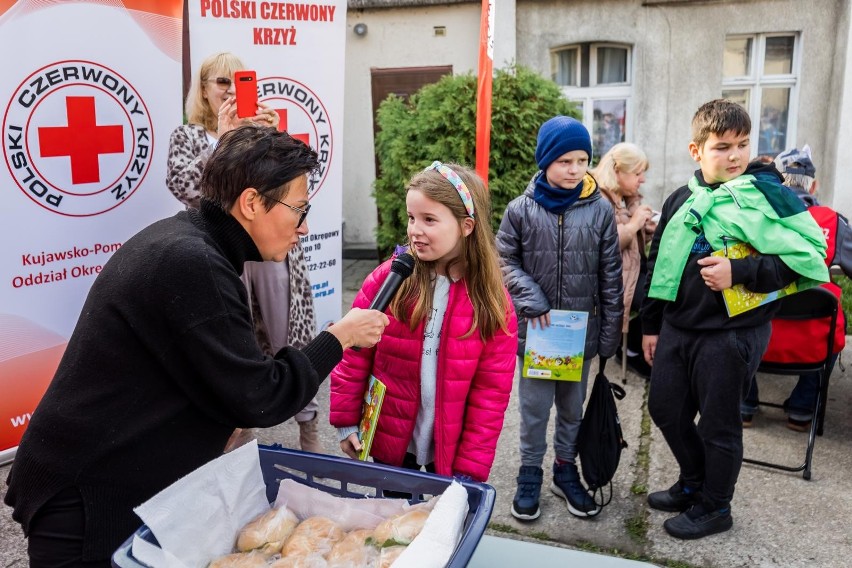 Formą pomocy są również zbiórki. Akcje Polskiego Czerwonego...