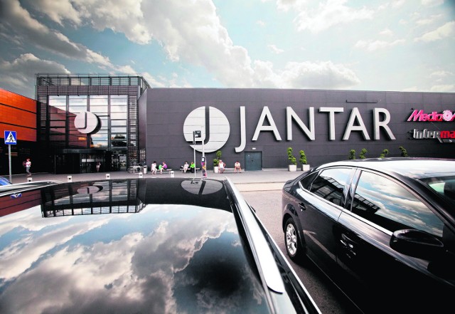 W CH Jantar rozpocznie działalność sklep 4FW Centrum Handlowym Jantar swoją działalność rozpocznie salon 4F. Będzie to szósty sklep sportowo-turystyczny w galerii.
