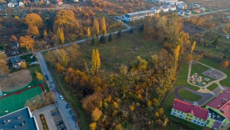 Teren na Brochowie na którym powstanie aquapark.