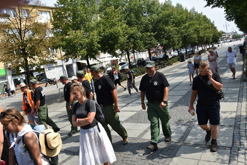 Pielgrzymka Dominikańska dotarła z Krakowa na Jasną Górę ZDJĘCIA Zmęczeni, ale bardzo radośni 