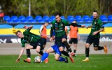 Trwa świetna passa Staru Starachowice. W Wielką Sobotę na wyjeździe pokonał Karpaty Krosno 2:0. Zobacz zdjęcia z tego meczu 