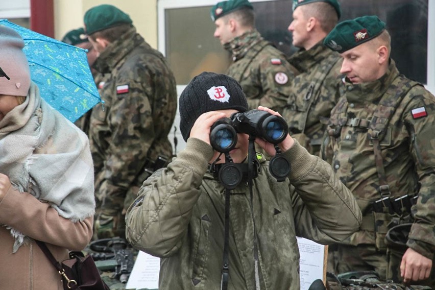 Piknik "Służymy Niepodległej" w jednostce 5 Batalionu...