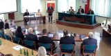 Pierwsza sesja Rady Miejskiej w Małogoszczu. Ślubowanie radnych i burmistrza. Zobaczcie zapis transmisji