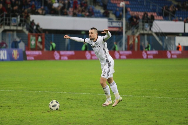 Legia pokonała w karnych Piasta