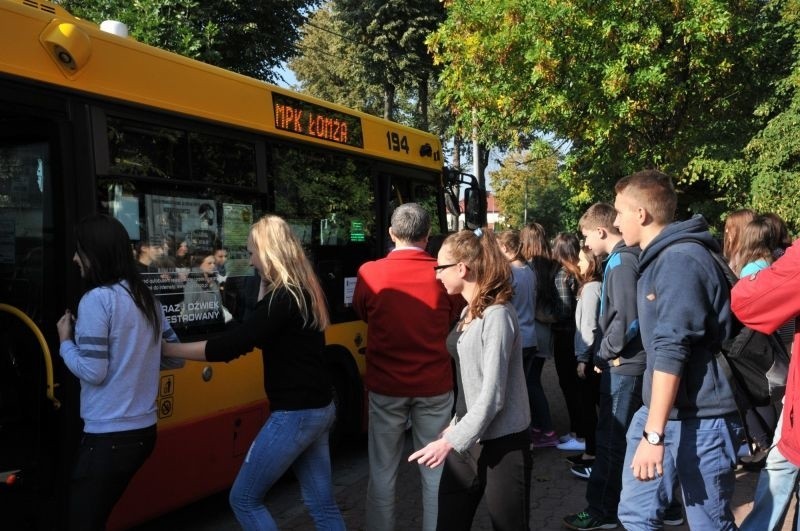 MPK Łomża bije rekord. Autobus Scania Omnicity pomieścił prawie 150 osób (zdjęcia)