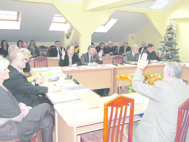 W Drawsku Pomorskim radni jednogłośnie przyjęli budżet na 2012 r. 