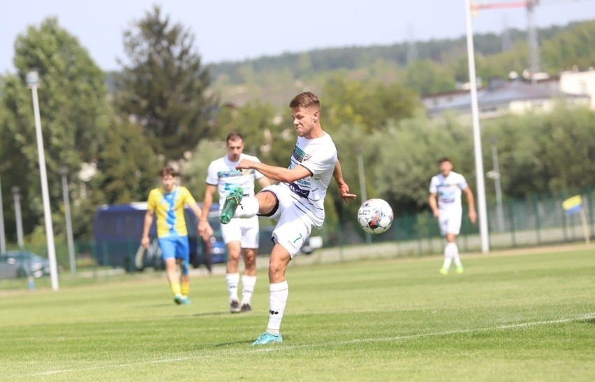 Hummel 4 liga. 28 wygranych różnicą minimum trzech bramek. Star Starachowice śrubuje rekordy. Odniósł sześć efektownych zwycięstw