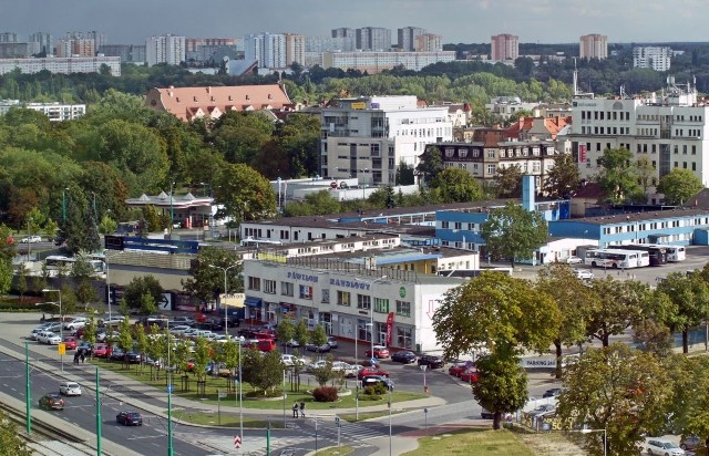 Na terenie dawnego dworca autobusowego przy ul. Wierzbięcice powstanie nowoczesne osiedle oraz biura. Wybuduje je Skanska, która jest gotowa wybudować tam również siedzibę Teatru Muzycznego