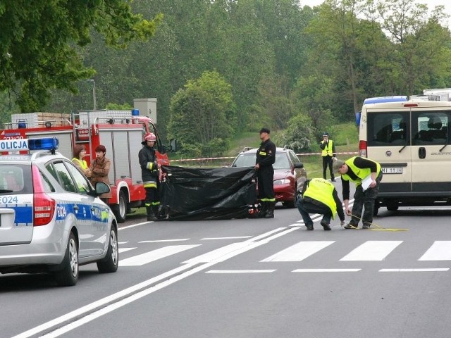 Okoliczności dzisiejszej tragedii mają wyjaśnić czynności prowadzone pod nadzorem prokuratury.