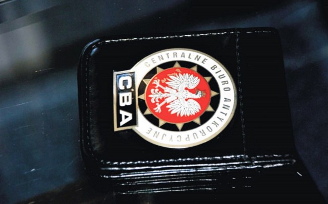 Agencji CBA, na polecenie rzeszowskiego wydz. zamiejscowego Prokuratury Krajowej, zatrzymali adwokat z Wrocławia, podejrzaną o próbę przekupstwa.