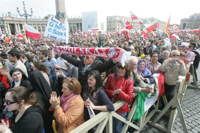 Na kanonizację Jana Pawła II wybiera się wielu Polaków