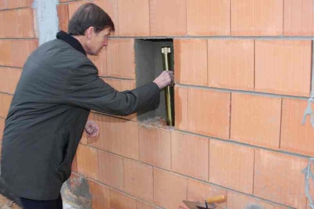 To kolejna remiza powstająca w mieście Opolu. Wcześniej powstały nowe budynki OSP w Grudzicach oraz Bierkowicach.