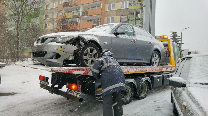 Dzisiaj, około godziny 10, na skrzyżowaniu ulic Wierzbowej i...