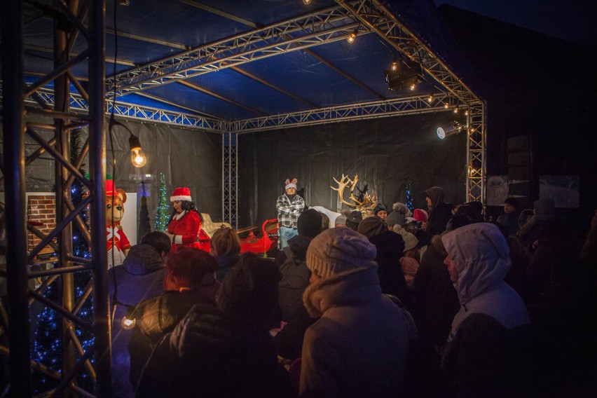 W Ustce odbyły się dziś (sobota, 02.12) mikołajki miejskie....