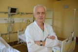 Pulmonolog: Nie widzę związku między noszeniem maseczki a grzybicą płuc. Prof. Wojciech Dyszkiewicz obala mity o koronawirusie