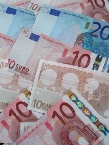 Opolszczyzna radzi sobie z wydawaniem pieniędzy unijnych. (fot. sxc)