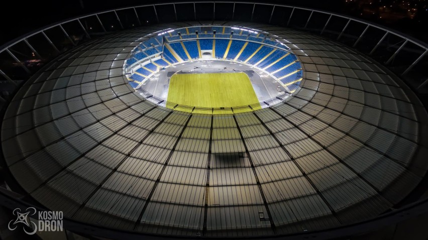 Nocna iluminacja Stadionu Śląskiego (KosmodronPhotography)