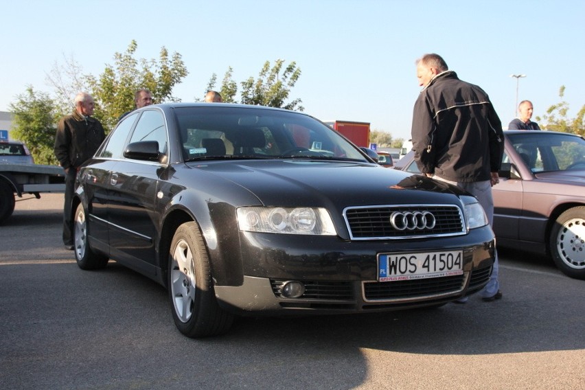 Audi A4, 2001 r., 1,9 TDI, klimatyzacja, elektryczne szyby,...