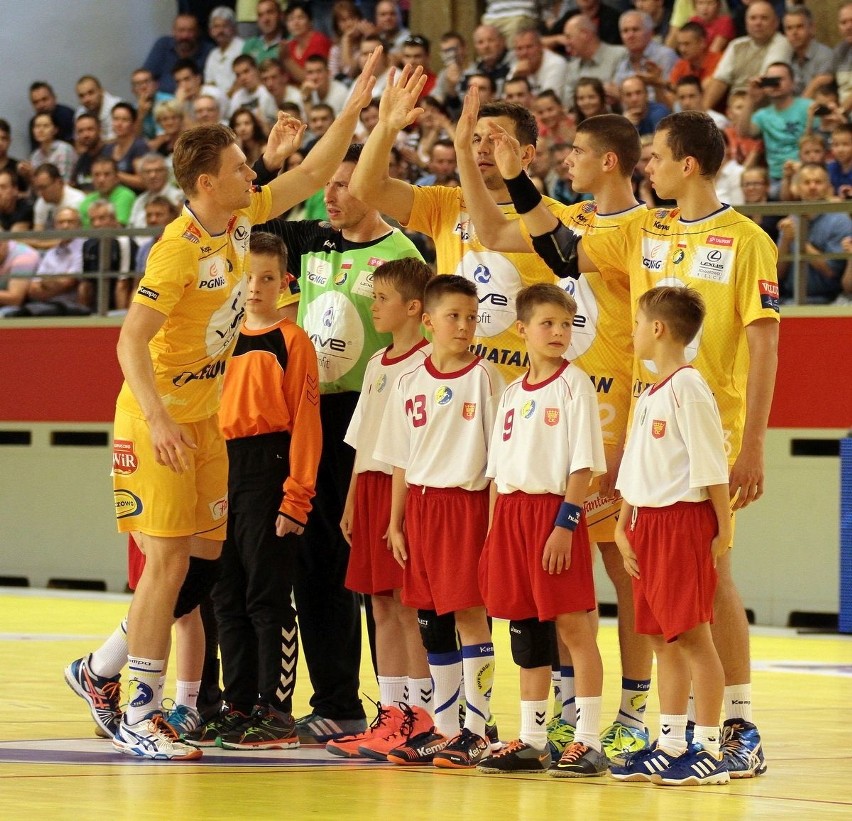 Gwardia Opole - Vive Tauron Kielce 26-38