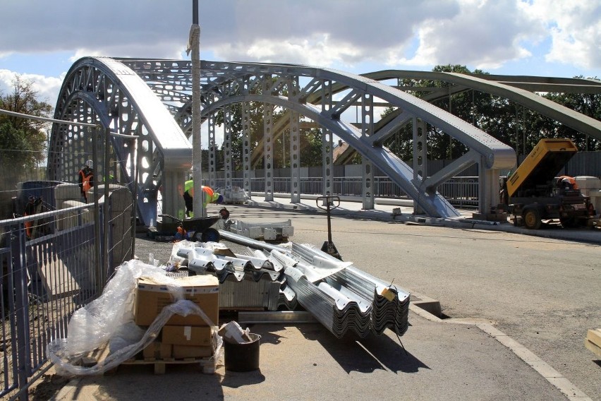 Opóźniony remont mostu Jagiellońskiego na finiszu (ZOBACZ)