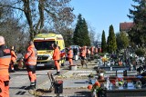 Pogrzeb Łukasza Markowskiego. Ratownika medycznego pożegnała rodzina, przyjaciele oraz koleżanki i koledzy po fachu