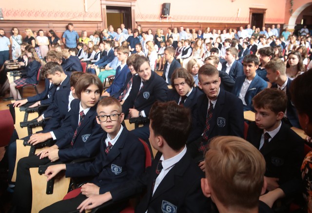 Ponad 400 uczniów szczecińskich szkół otrzymało Nagrody Prezydenta Miasta.