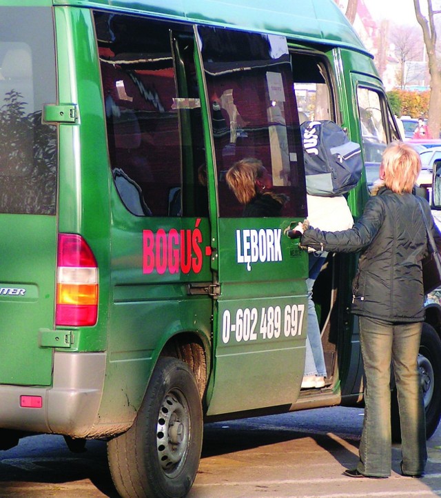 Firma Boguś Bus jako jedna z 3 firm posiada zezwolenia na prowadzenie regularnych przewozów na terenie powiatu lęborskiego.