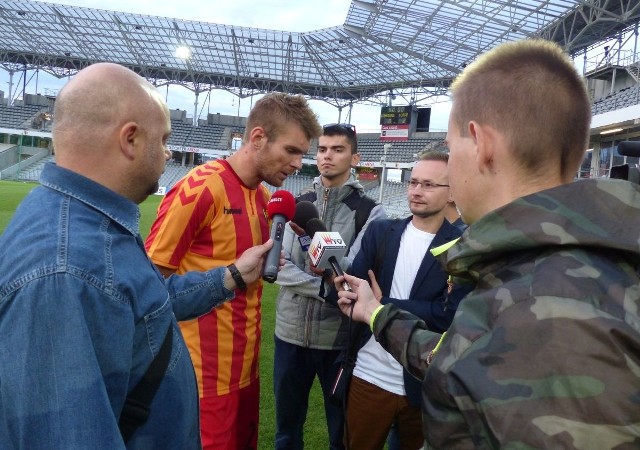 Piłkarz Korony Bartosz Rymaniak po meczu z AEK odpowiadał na pytania dziennikarzy. –To był bardzo wymagający rywal – mówił.