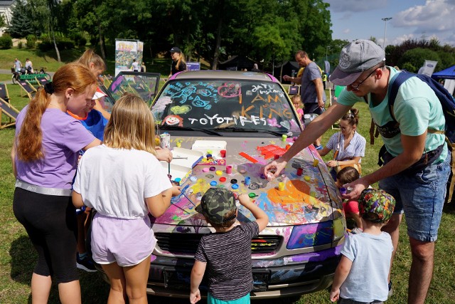 II Edycja Pikniku Rodzinnego na Politechnice Lubelskiej. "Z nauką za pan brat" to hasło przewodnie wydarzenia.